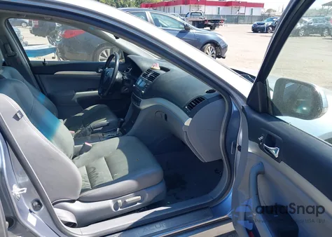 2005 Acura Tsx из США, поврежденный, VIN JH4CL96885C019275